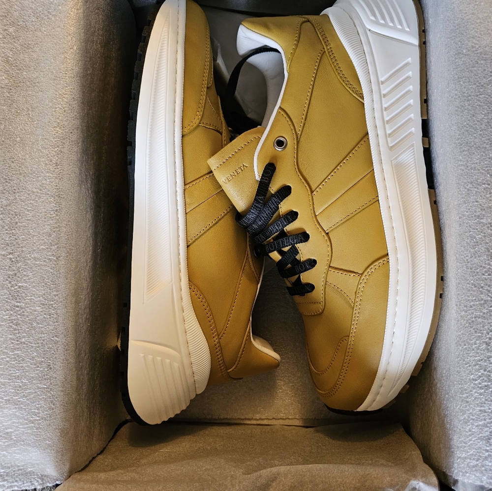 Bottega Veneta Yellow Sneakers - Picture 8 of 12